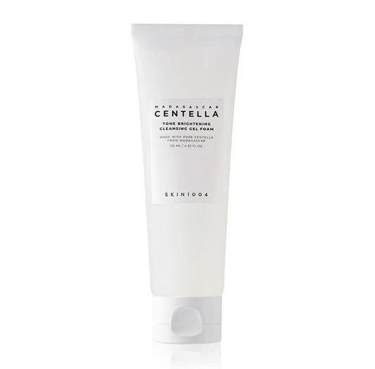 غسول رغوي للتفتيح Centella tone brightening cleansing gel foam