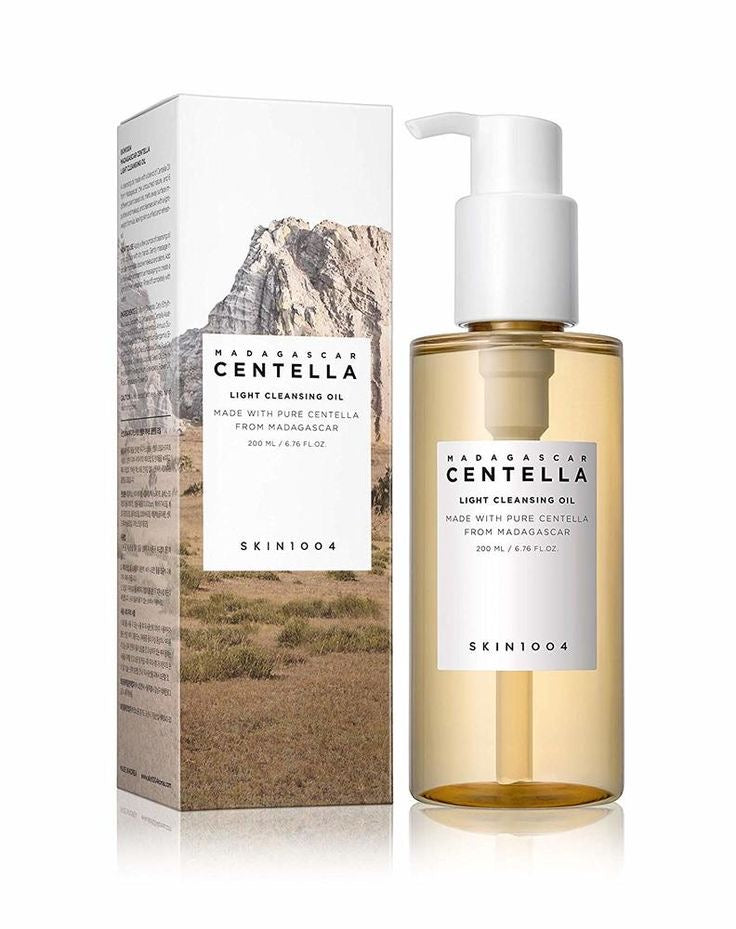 غسول زيتي بالسنتيلا centella light cleansing oil